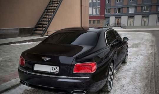 Moskvanın mərkəzində gənc qızı “Bentley”də qaçırdılar