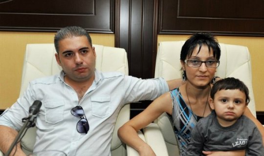 Azərbaycana sığınan erməni ailəsi üçüncü ölkəyə göndərildi
