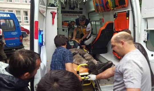 Türkiyədə canlı bomba məscidi partlatdı
