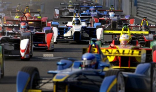 “Formula-1”: Sıralama yarışına start verildi