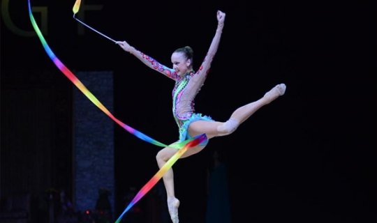 Bakıda bədii gimnastika üzrə Dünya Kuboku yarışlarının ikinci günü başladı