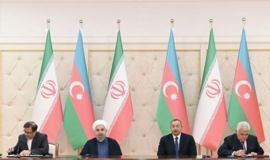 Azərbaycan və İran arasında 6 sənəd imzalanıb