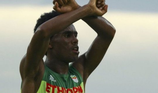 Efiopiyalı atletə dəstək üçün 40 min dollar toplandı