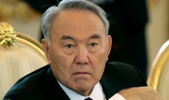 Nazarbayev Çin səfərini yarımçıq qoyub təcili Özbəkistana gedir