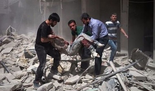 İdlib bazarı bombalandı