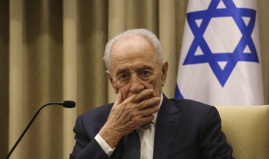 Şimon Peres iflic oldu