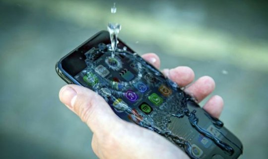 Azərbaycanda “iPhone 7” satışa çıxarıldı