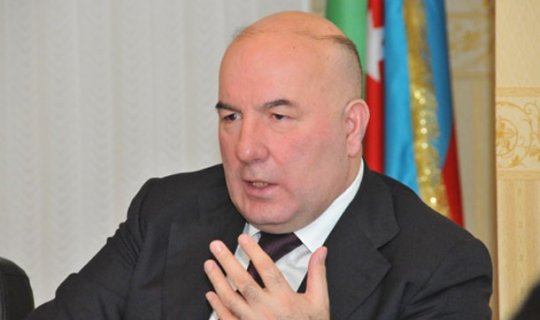 Elman Rüstəmov: \