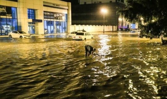 Bakıda son 36 ilin ən güclü yağışı yağıb