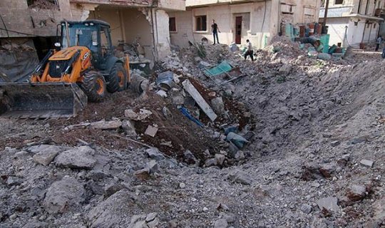 Suriyada xəstəxana bombalandı
