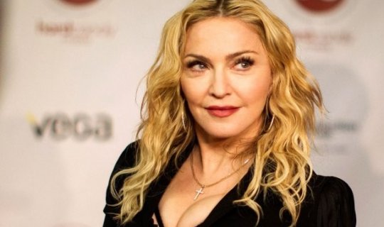 Madonna məhkəməyə müraciət edib