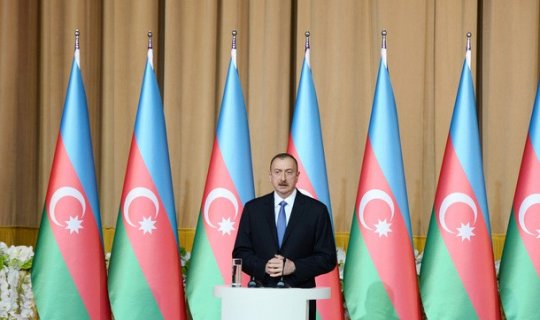 Prezident: “Heydər Əliyev müstəqilliyimizin banisidir”