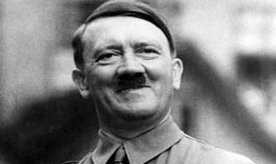 Ac qalmamaq üçün rəsm əsərlərini satan Adolf Hitler