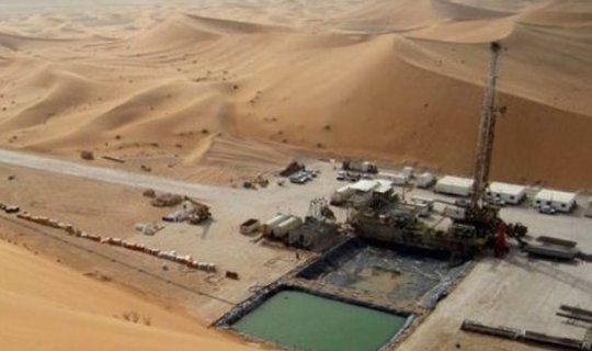 Oman neft hasilatını azaldır
