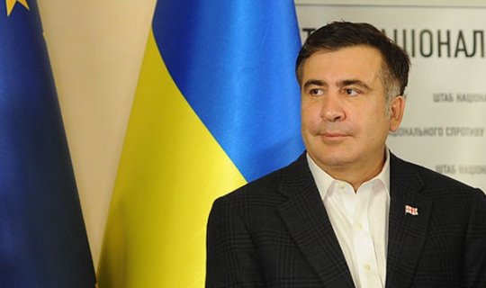 Saakaşvili istefa verdi