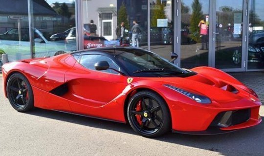11 milyon dollarlıq Ferrari