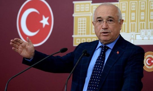 Cəmil Çiçək: “Qiyamçılar Ermənistanla sərhədləri açmağa da hazır idilər”