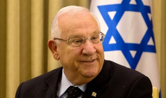 İsrail prezidenti azan oxunmasına qarşı müzakirələrə qatıldı