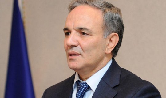 Deputat Əflatun Amaşov: “Xaricdə təhsil proqramı bərpa edilməlidir”
