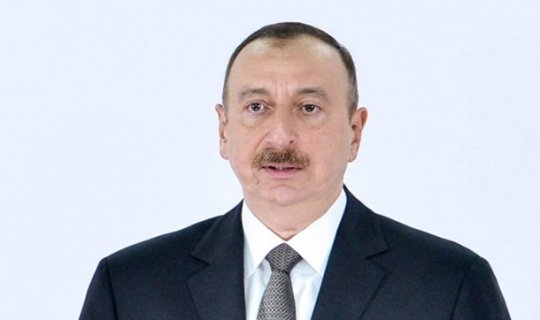 İlham Əliyev Keniya Prezidentini təbrik edib