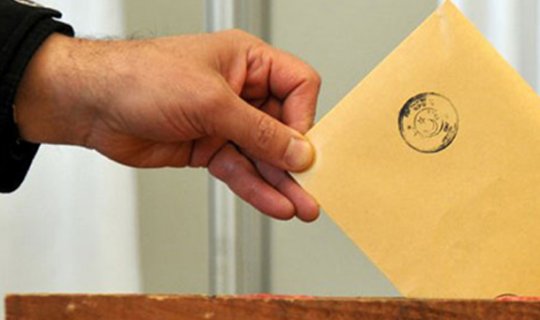 Qırğızıstanda referendum başa çatıb: Konstitusiyaya düzəlişlər dəstəklənib