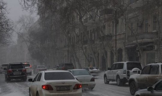 Yol Polisi hava şəraiti ilə bağlı sürücülərə müraciət etdi