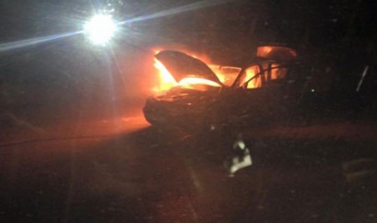 Abşeronda avtomobil yandı