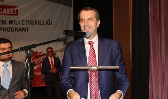 Türkiyədə deputatın həyat yoldaşı özünə atəş açdı