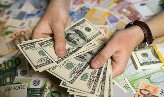 Dollar bu gün neçəyə satılır?