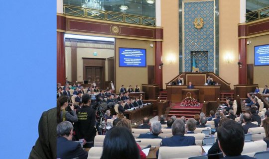 Qazaxıstanda konstitusiya dəyişikliyi