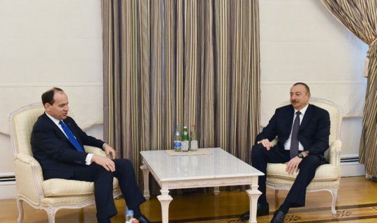 İlham Əliyev Albaniya Prezidenti Buyar Nişani ilə görüşdü