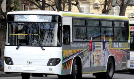 Bakıda 81 saylı avtobus qəza törətdi