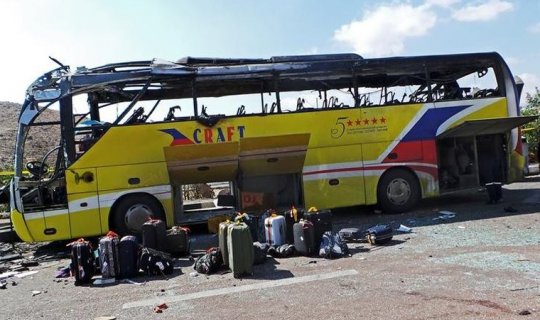 Misirdə zəvvarları daşıyan avtobusa hücum edildi