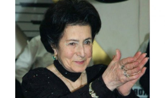 90 yaşlı xalq artisti vəfat etdi