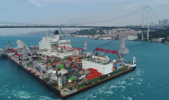 İstanbul boğazı gəmilər üçün bağlandı