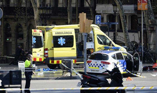 İspaniyada kütlənin üstünə sürülən mikroavtobusun sürücüsü öldürülüb