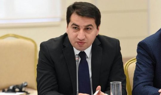 Hikmət Hacıyev: Ermənistan barbar siyasətini davam etdirir
