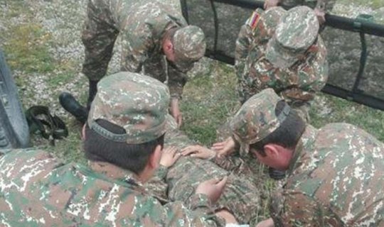 Ermənistan ordusunun iki zabiti ağır yaralanıb