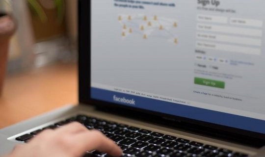 “Facebook” hər gün 1 milyondan çox hesabı bloklayır