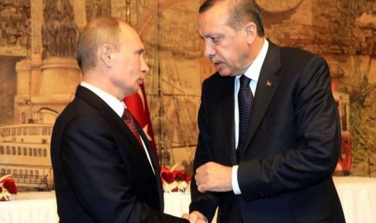 Ərdoğan Putini Ankarada qarşıladı