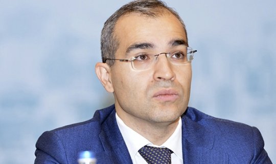 Ramiz Mehdiyev Mikayıl Cabbarovu kollektivə təqdim etdi