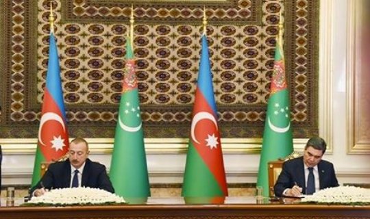 Azərbaycan-Türkmənistan sənədləri imzalandı