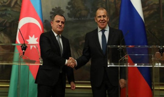 Ceyhun Bayramovla Lavrov cəbhədəki vəziyyəti müzakirə etdi