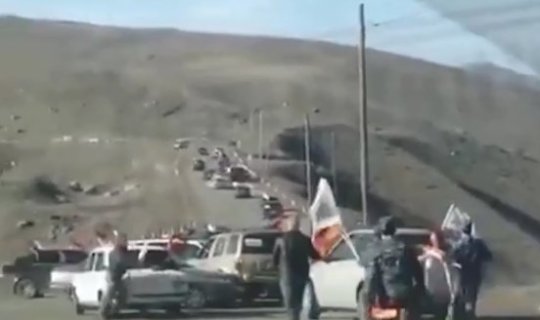 Ermənilər Ağdərədə ağ bayraq qaldırdılar - VİDEO