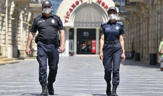 Komendant saatında saxlanılan şəxsləri nə gözləyir? - VİDEO