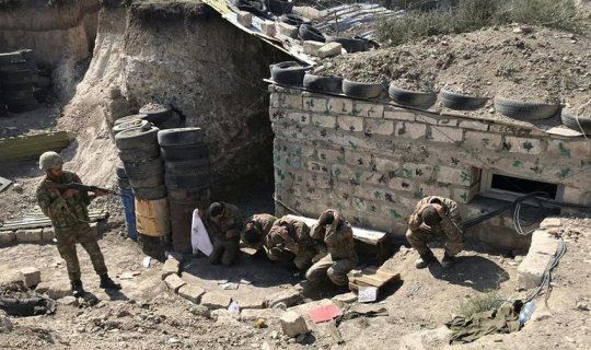 Azərbaycan Ordusu düşmənin bir qrup hərbi qulluqçusunu əsir götürdü
