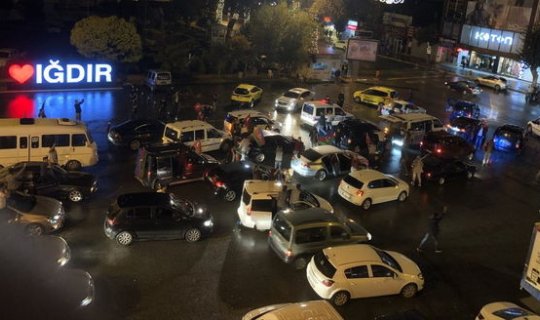 İğdırlılar Azərbaycana dəstək üçün konvoy yaradıb şəhər turu həyata keçirdilər - FOTO/VİDEO