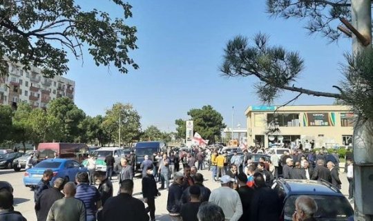 Gürcüstanda yaşayan azərbaycanlılar yürüş keçirdi
