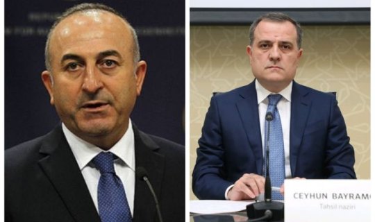 Mövlud Çavuşoğlu ilə Ceyhun Bayramov telefonla danışıb
