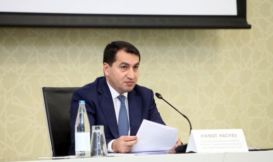 Hikmət Hacıyev neft-qaz kəmərlərinin təhlükəsizliyindən danışdı
